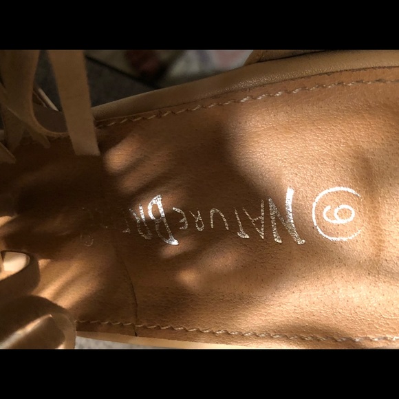 Fantastic fun 4 inch leather fringe wedges - Picture 6 of 6